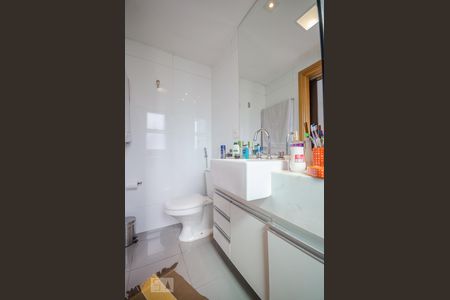 Apartamento à venda com 93m², 3 quartos e 2 vagasBANHEIRO SUÍTE 