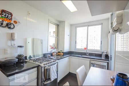 Apartamento à venda com 93m², 3 quartos e 2 vagasCOZINHA 