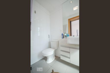 Apartamento à venda com 93m², 3 quartos e 2 vagasBANHEIRO SUÍTE 