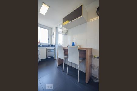 Apartamento à venda com 93m², 3 quartos e 2 vagasV