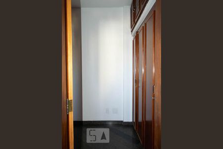 Apartamento para alugar com 232m², 4 quartos e 3 vagasQUARTO SERVIÇO