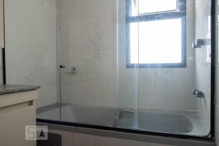 Apartamento para alugar com 232m², 4 quartos e 3 vagasBANHEIRO SUITE 1