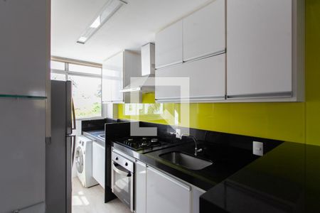 Apartamento à venda com 70m², 2 quartos e 2 vagasCozinha