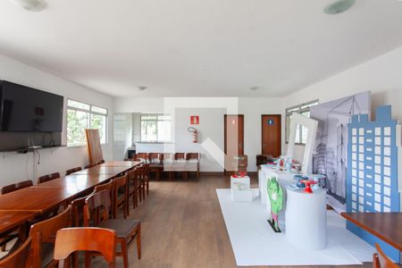 Apartamento à venda com 70m², 2 quartos e 2 vagasÁrea comum - Salão de festas