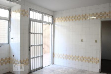 Apartamento para alugar com 260m², 4 quartos e 3 vagasÁrea de serviço