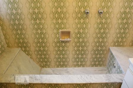 Apartamento para alugar com 260m², 4 quartos e 3 vagasBanheiro suíte 1