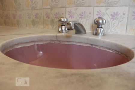 Apartamento para alugar com 260m², 4 quartos e 3 vagasBanheiro suíte 2