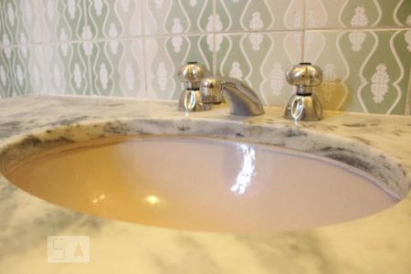 Apartamento para alugar com 260m², 4 quartos e 3 vagasBanheiro suíte 1