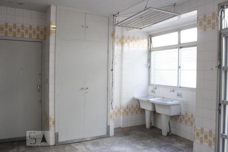 Apartamento para alugar com 260m², 4 quartos e 3 vagasÁrea de serviço