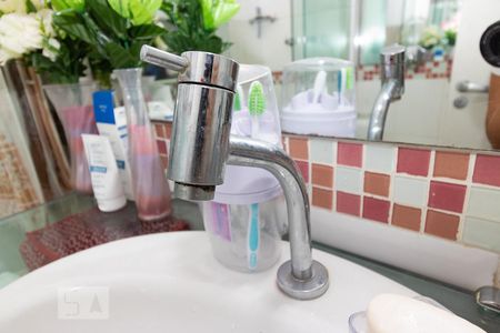 Banheiro social de apartamento para alugar com 3 quartos, 100m² em Méier, Rio de Janeiro