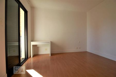 Apartamento à venda com 282m², 3 quartos e 4 vagasSuíte 2