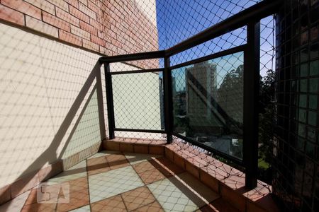 Apartamento à venda com 282m², 3 quartos e 4 vagasVaranda