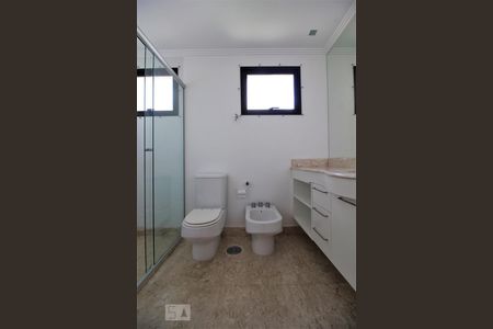 Apartamento à venda com 282m², 3 quartos e 4 vagasBanheiro da suíte 2