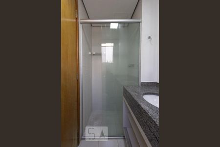 Apartamento para alugar com 49m², 1 quarto e 2 vagas Apartamento para alugar com 49m², 1 quarto e 2 vagasBanheiro da Suíte