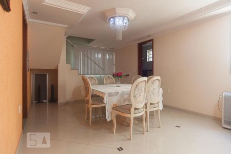 Sala de casa de condomínio à venda com 5 quartos, 215m² em Vila Maria Eugênia, Campinas