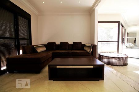 Sala de apartamento para alugar com 3 quartos, 230m² em Vila Suzana, São Paulo