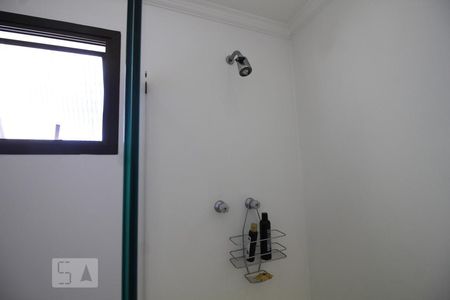 Apartamento para alugar com 230m², 3 quartos e 4 vagasChuveiro
