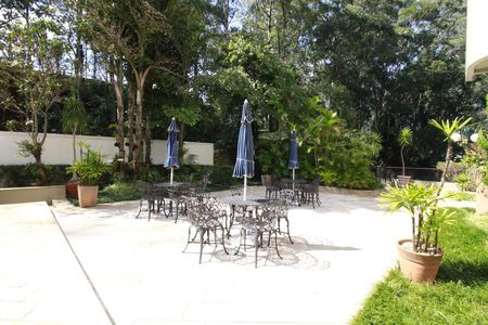 Apartamento para alugar com 230m², 3 quartos e 4 vagasPiscina