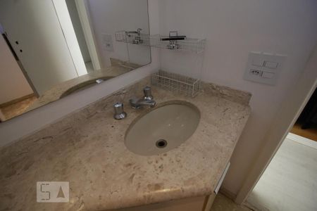 Apartamento para alugar com 230m², 3 quartos e 4 vagasPia
