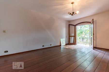 Casa à venda com 483m², 4 quartos e 6 vagas Casa à venda com 483m², 4 quartos e 6 vagasSuíte 2