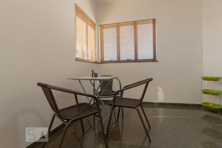 Apartamento à venda com 246m², 3 quartos e 4 vagasCopa