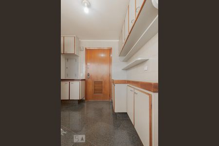 Apartamento à venda com 246m², 3 quartos e 4 vagasÁrea de serviço