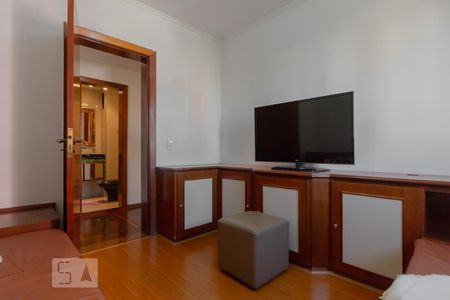 Apartamento à venda com 246m², 3 quartos e 4 vagasQuarto extra reversível