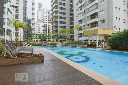 Apartamento à venda com 77m², 2 quartos e 2 vagas Apartamento à venda com 77m², 2 quartos e 2 vagasPiscina Externa condomínio
