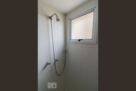 Apartamento para alugar com 115m², 3 quartos e 2 vagasChuveiro da suíte