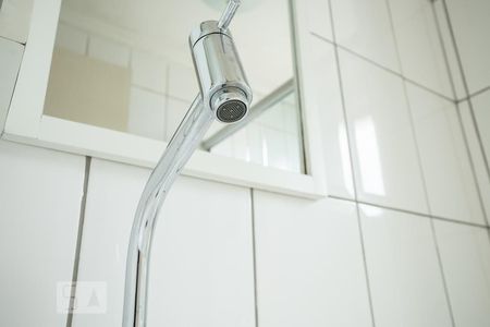 Banheiro de apartamento à venda com 2 quartos, 56m² em Jardim Oriental, São Paulo