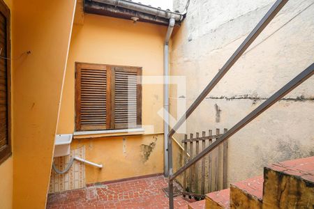 Casa à venda com 95m², 3 quartos e 1 vagaÁrea de serviço