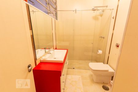 Banheiro 2 de apartamento à venda com 3 quartos, 210m² em Perdizes, São Paulo