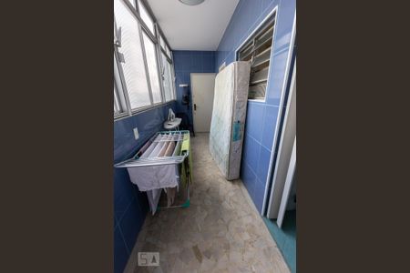 Apartamento à venda com 210m², 3 quartos e 1 vaga Apartamento à venda com 210m², 3 quartos e 1 vagaÁrea de Serviço