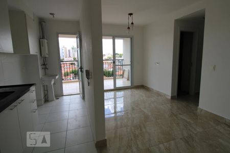 Sala e cozinha de apartamento para alugar com 2 quartos, 60m² em Taquaral, Campinas