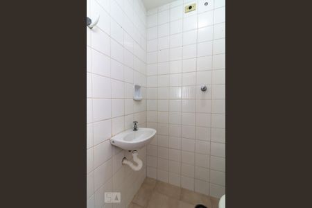 Apartamento para alugar com 70m², 2 quartos e 1 vagaBanheiro de Serviço