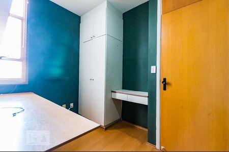 Apartamento à venda com 78m², 3 quartos e 2 vagasQuarto 3