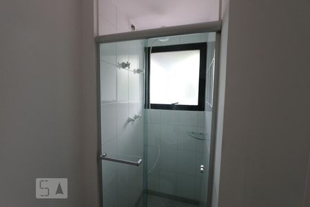 banheiro de apartamento à venda com 1 quarto, 43m² em Vila Suzana, São Paulo