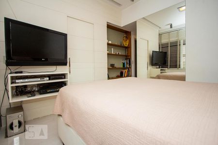 Suíte de apartamento para alugar com 3 quartos, 100m² em Flamengo, Rio de Janeiro