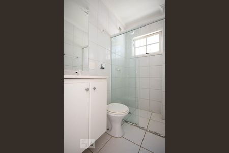 Casa para alugar com 180m², 3 quartos e 2 vagasBanheiro Suíte 1