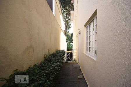 Casa para alugar com 180m², 3 quartos e 2 vagasLateral da Casa