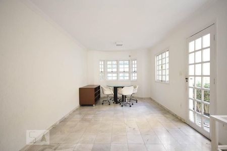 Sala de casa para alugar com 3 quartos, 180m² em Paraíso do Morumbi, São Paulo