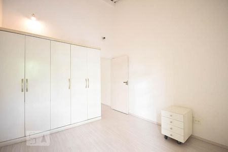 Casa para alugar com 180m², 3 quartos e 2 vagasSuíte 2