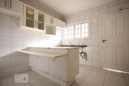 Casa para alugar com 180m², 3 quartos e 2 vagasCozinha