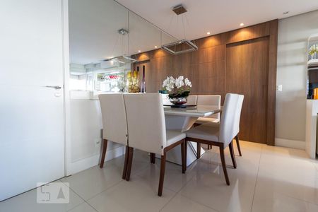 Sala de apartamento para alugar com 2 quartos, 124m² em Jardim Dom Bosco, São Paulo
