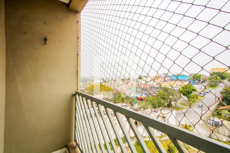 Varanda da sala de apartamento para alugar com 3 quartos, 72m² em Vila Bela Vista, Santo André