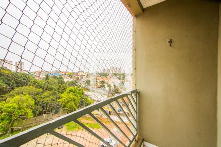 Varanda da sala de apartamento para alugar com 3 quartos, 72m² em Vila Bela Vista, Santo André