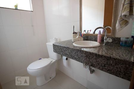 Lavabo de casa para alugar com 3 quartos, 167m² em Vila Scarpelli, Santo André