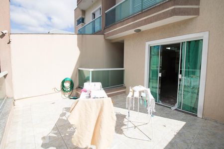 Sacada Sala de casa para alugar com 3 quartos, 167m² em Vila Scarpelli, Santo André