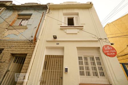 Casa para alugar com 90m², 3 quartos e sem vagaFachada
