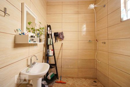 Casa para alugar com 90m², 3 quartos e sem vagaBanheiro térreo